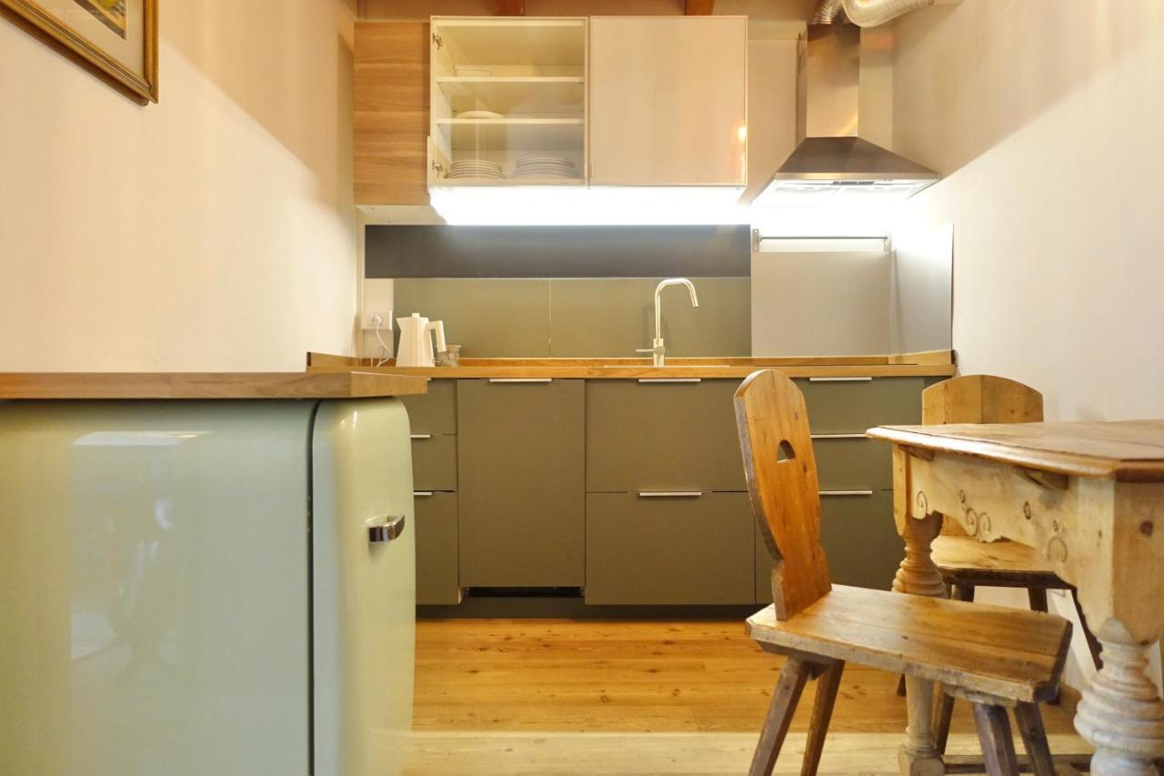 Apartments Da La Vedla Flats Сан Касиано Екстериор снимка