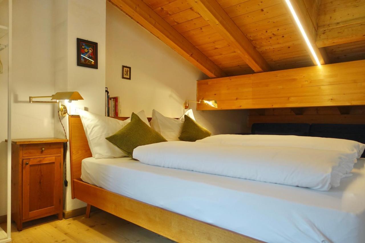 Apartments Da La Vedla Flats Сан Касиано Екстериор снимка